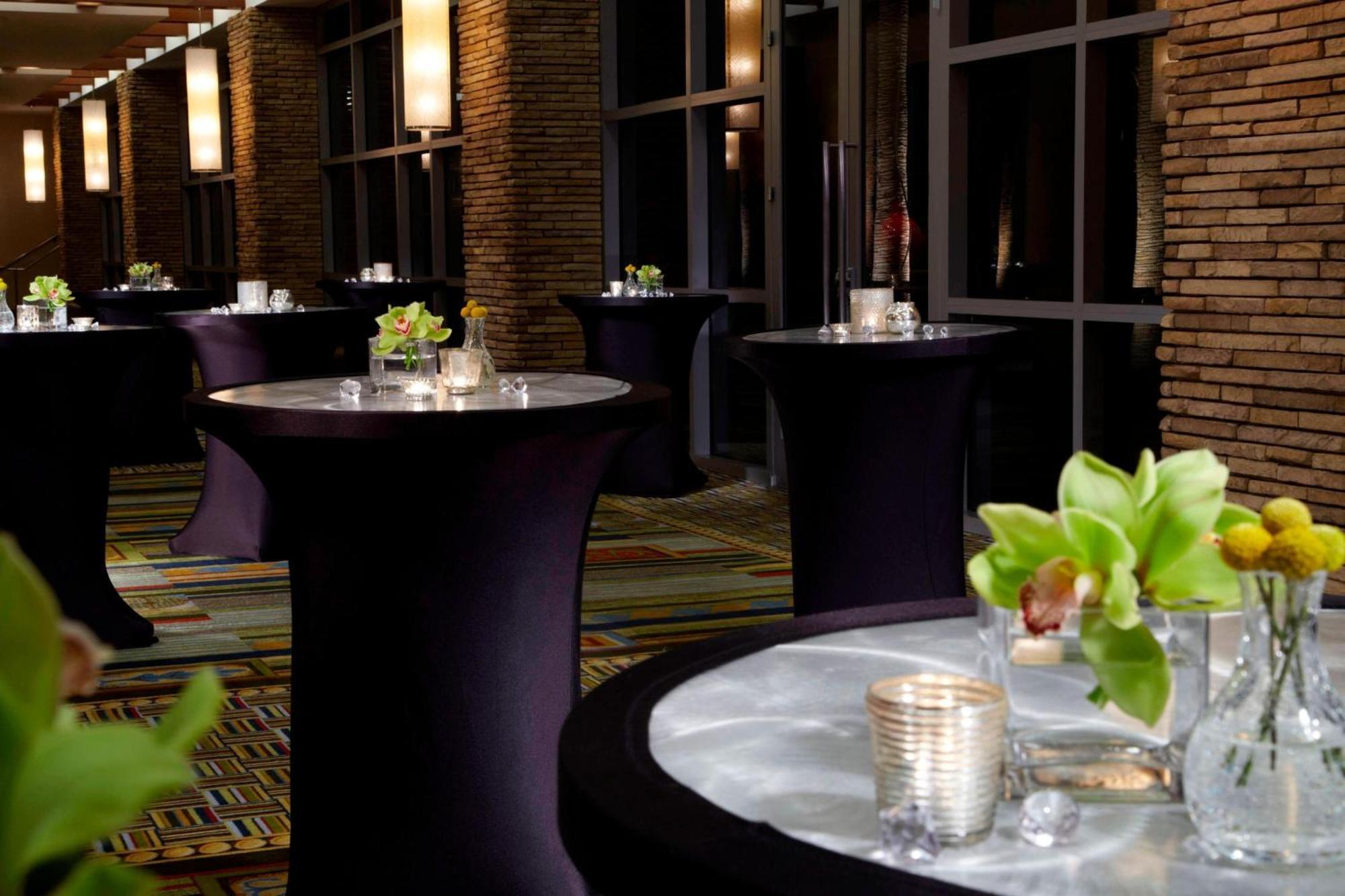 Renaissance Las Vegas Hotel Экстерьер фото