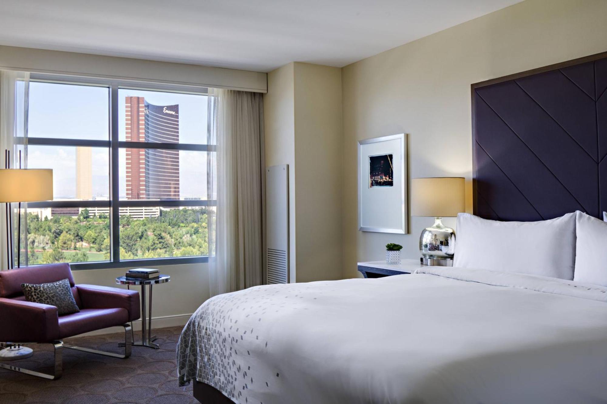 Renaissance Las Vegas Hotel Экстерьер фото